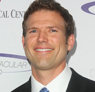 Dr. Travis Stork